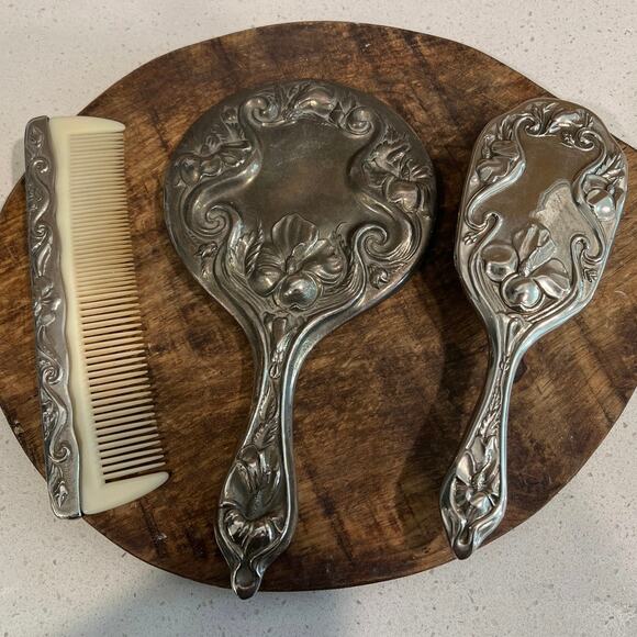 Vintage Art Nouveau silver plated dresser set mirror, brush, comb - Picture 1 of 5